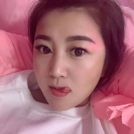 女友般的感受 颜值也是班花级别