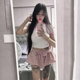 丰满美女