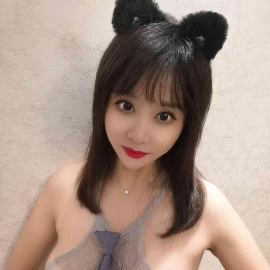 俏臀大奶骚货妹妹