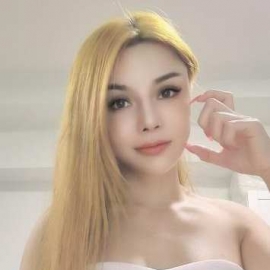 昌平混血丽伊