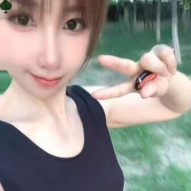 风骚苗条大姐姐