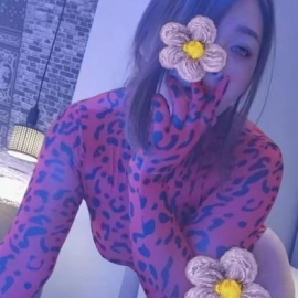 大奶骚妹妞妞